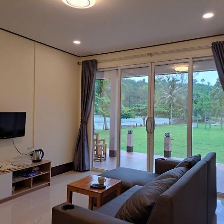 Lomtalay Resort Trat Laem Ngop 외부 사진