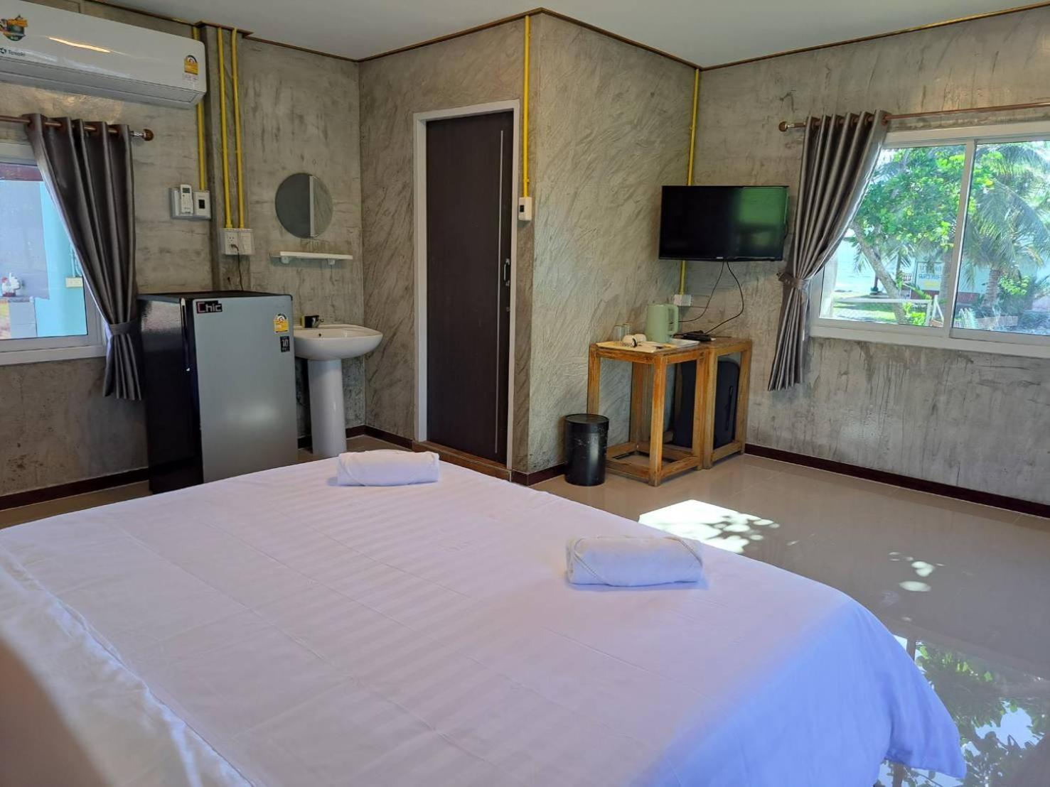 Lomtalay Resort Trat Laem Ngop 외부 사진