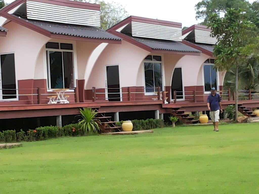 Lomtalay Resort Trat Laem Ngop 외부 사진