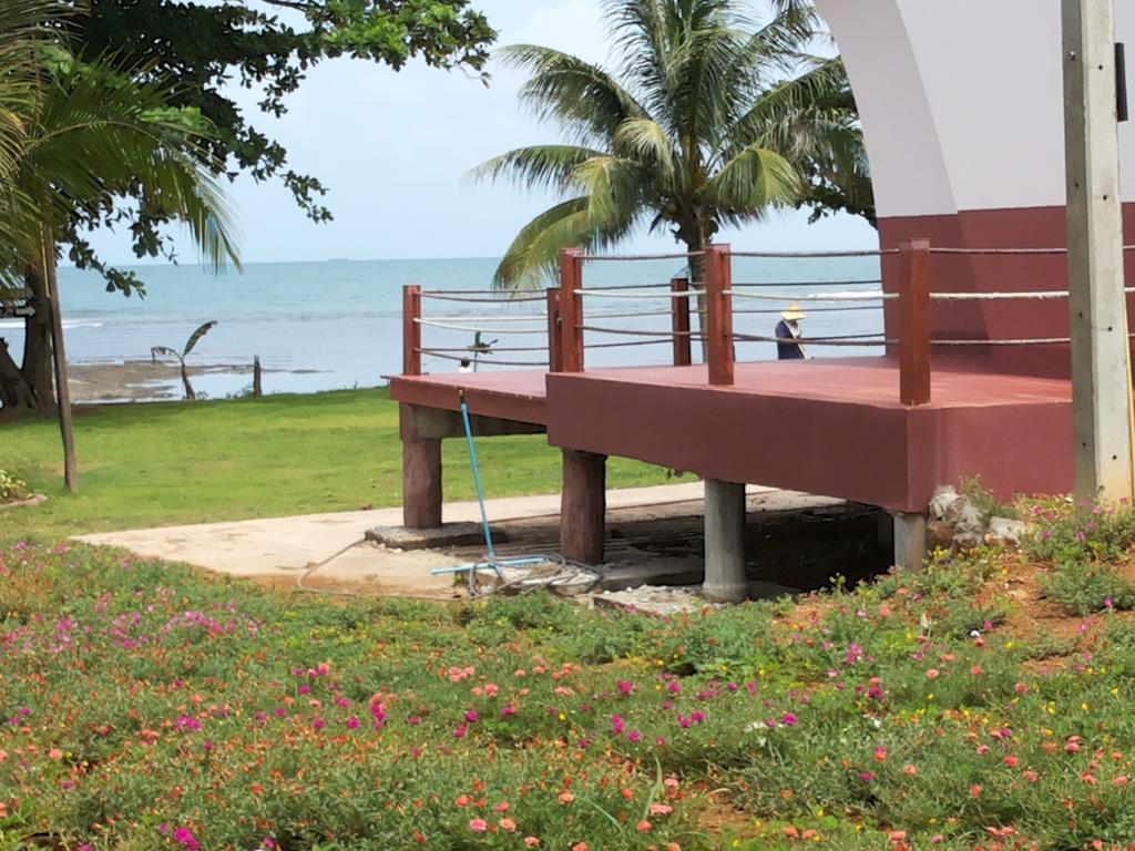 Lomtalay Resort Trat Laem Ngop 외부 사진