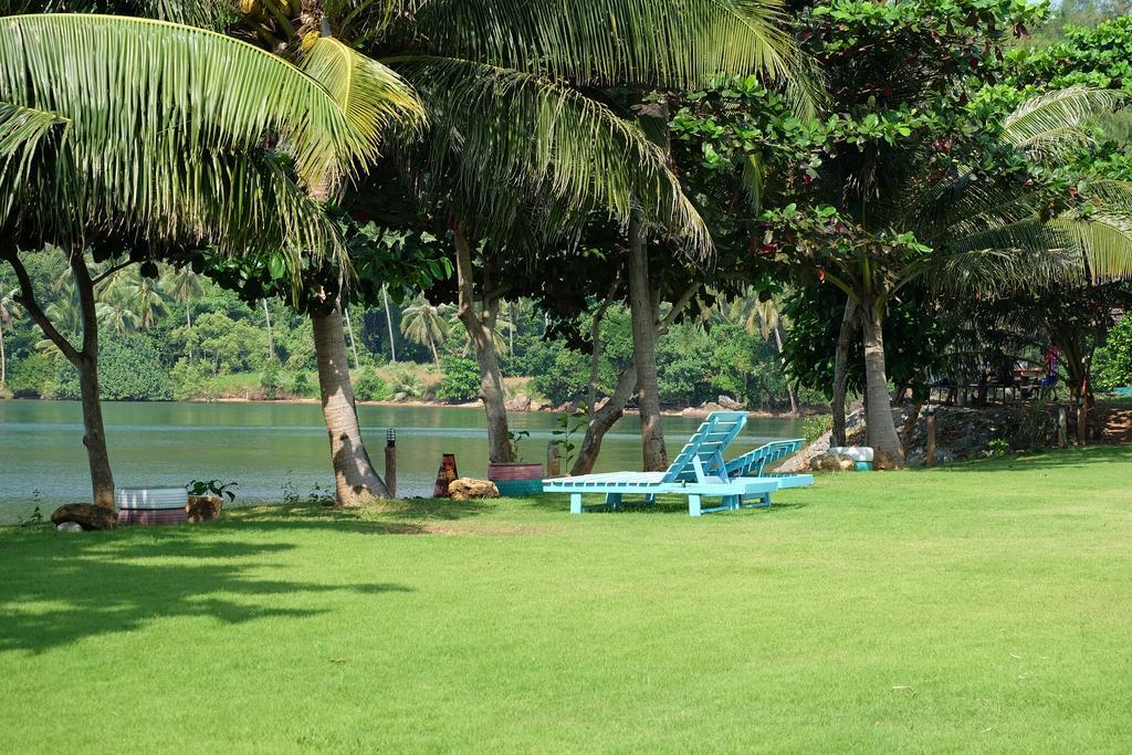Lomtalay Resort Trat Laem Ngop 외부 사진