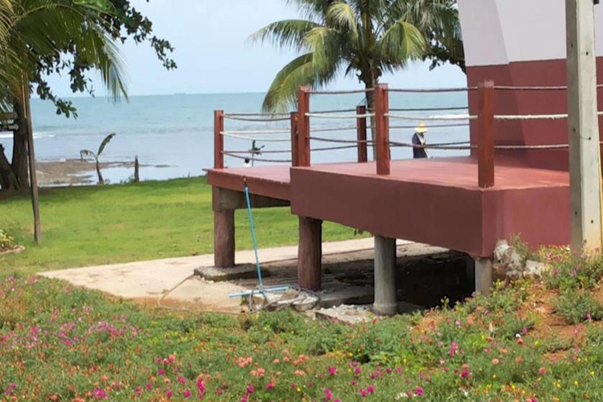Lomtalay Resort Trat Laem Ngop 외부 사진