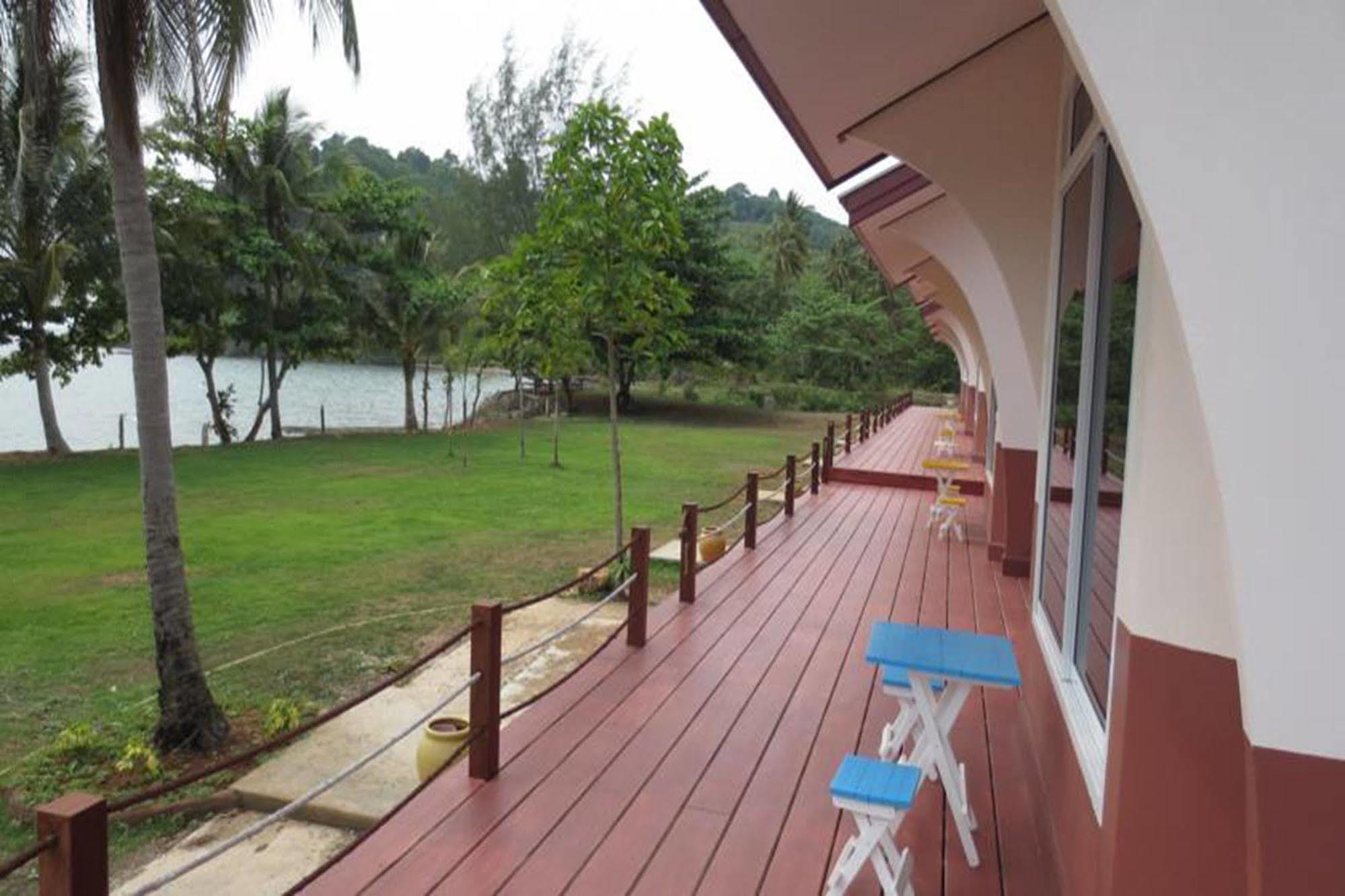 Lomtalay Resort Trat Laem Ngop 외부 사진