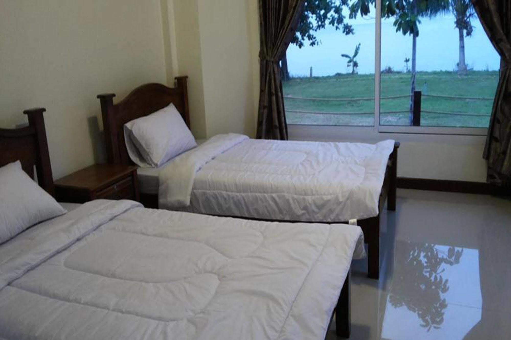 Lomtalay Resort Trat Laem Ngop 외부 사진