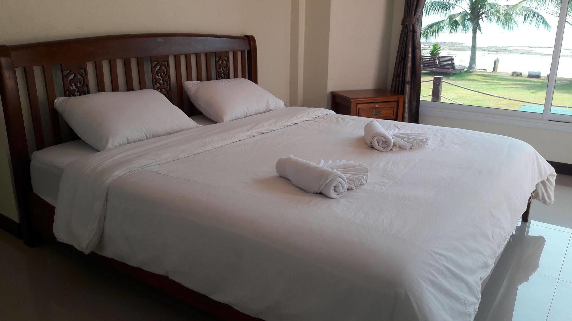 Lomtalay Resort Trat Laem Ngop 외부 사진