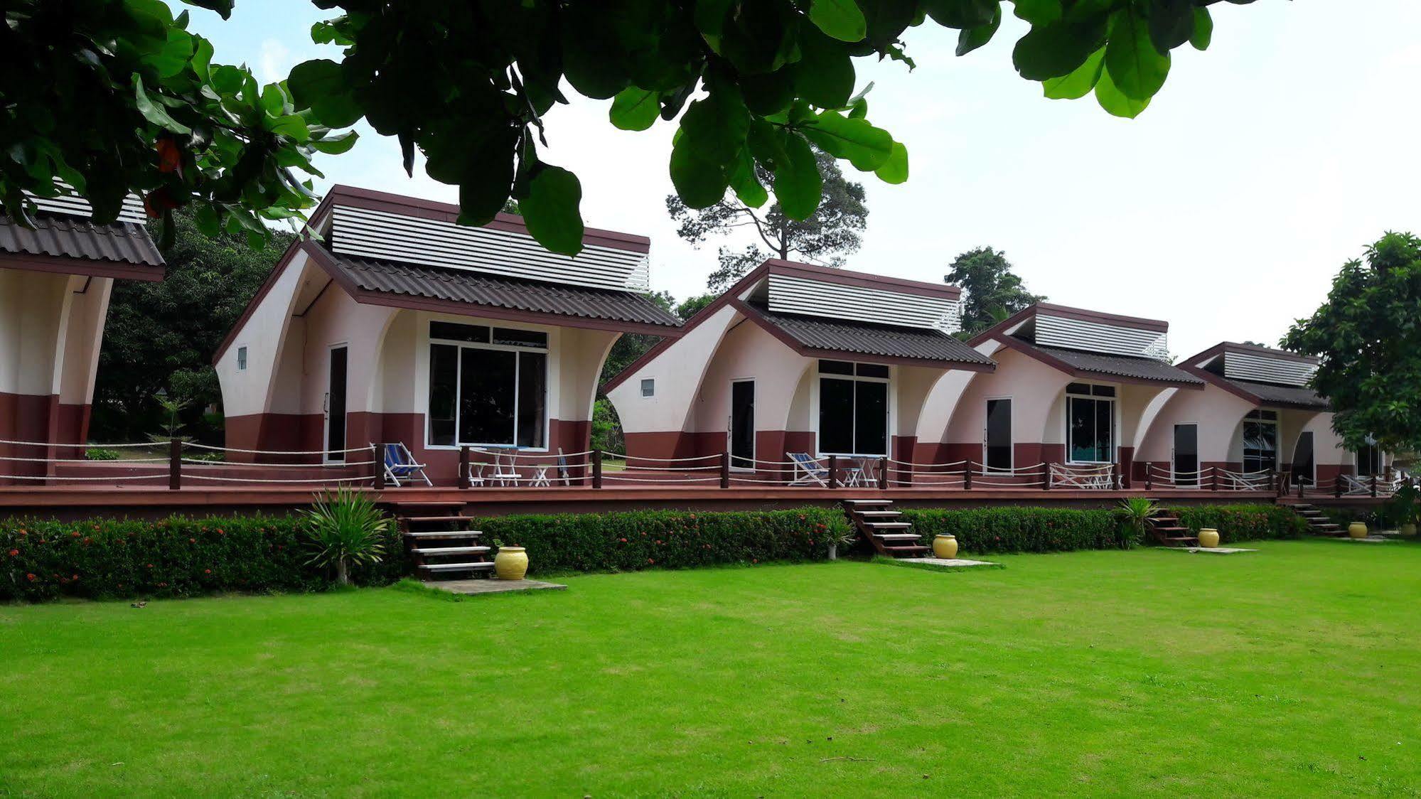Lomtalay Resort Trat Laem Ngop 외부 사진